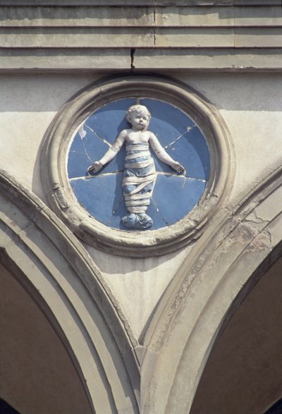 Rondel de la fachada de Andrea Della Robbia